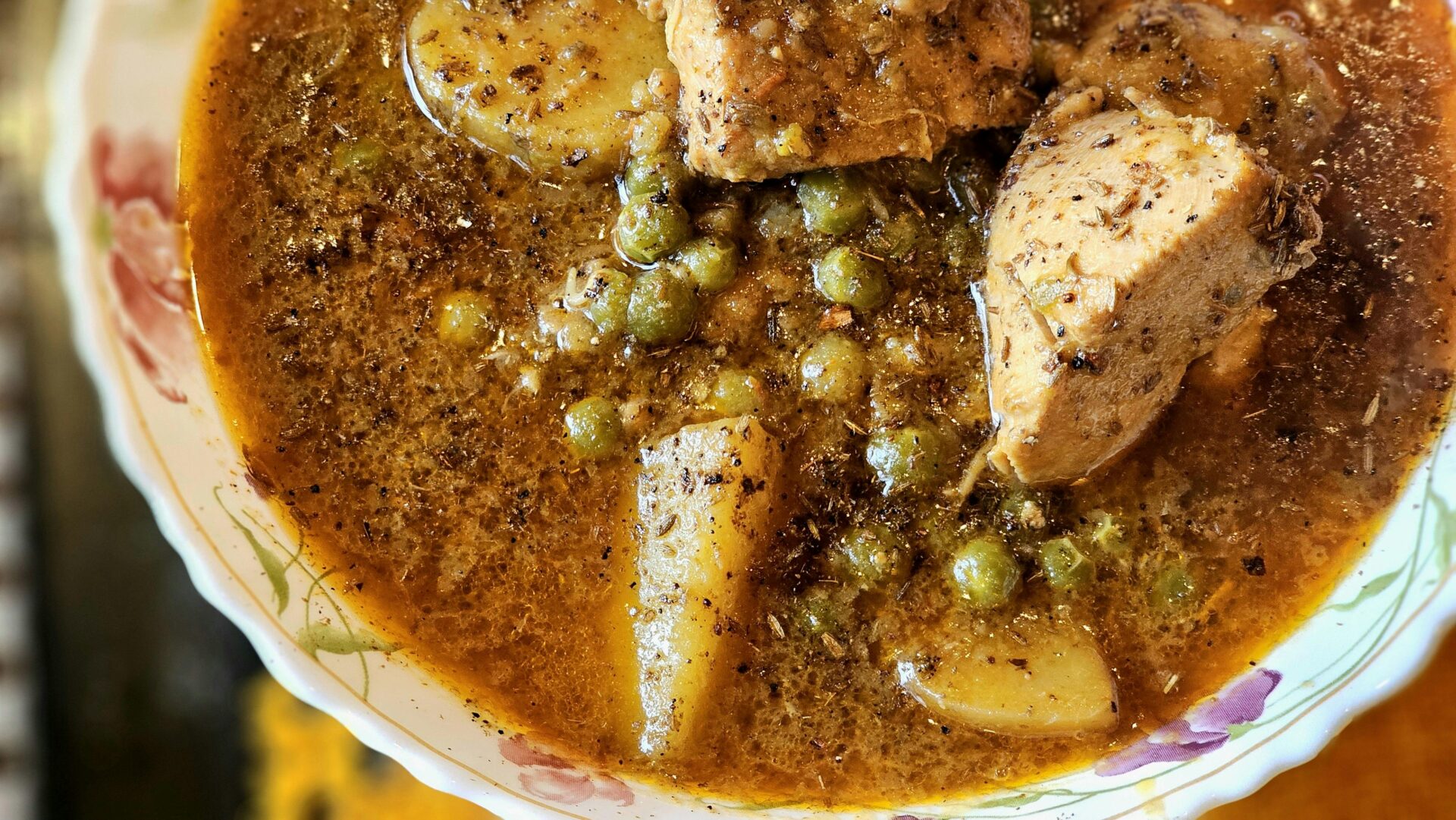 Zdjęcie do artykułu: Rozgrzewające gulasze i potrawki – idealne na chłodne dni